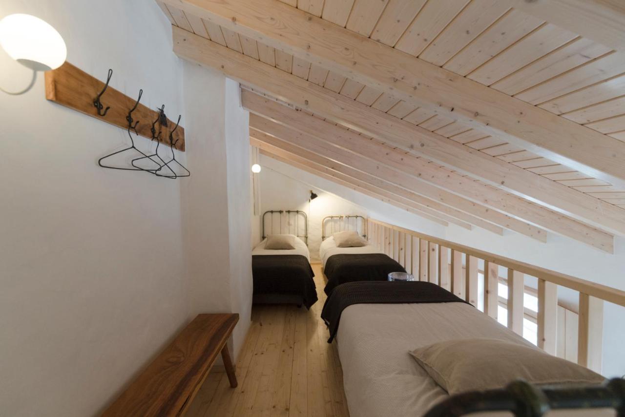 Bohemian Antique Guesthouse Odeceixe Esterno foto