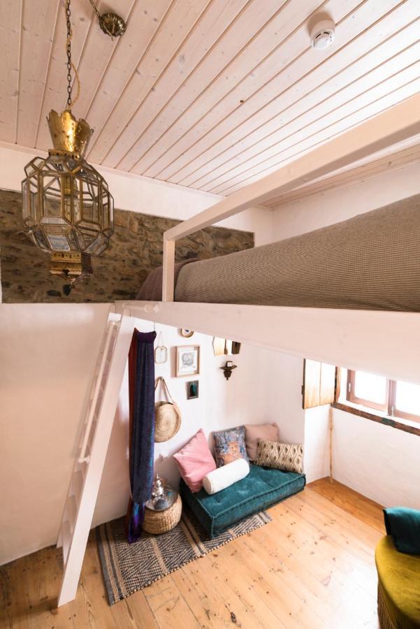 Bohemian Antique Guesthouse Odeceixe Esterno foto